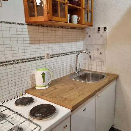 Studio Cube Apartment