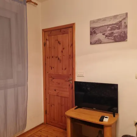 Studio Cube